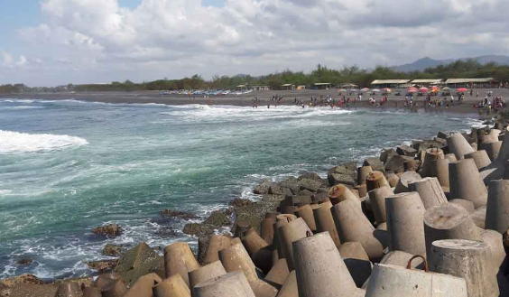 7 Rekomendasi Pantai Di Kulon Progo
