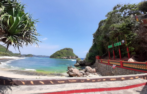 Pantai Goa Cina